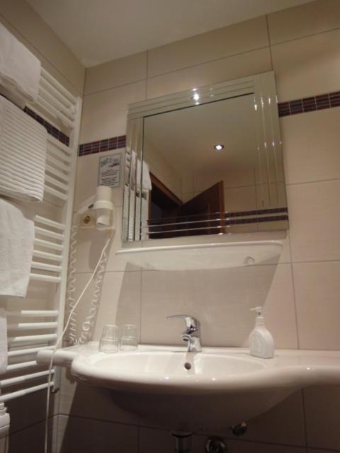 Triple Room,115515017:JPEG