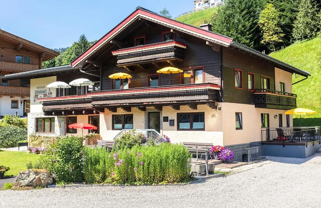 Apartments Salzburgerhof-1
