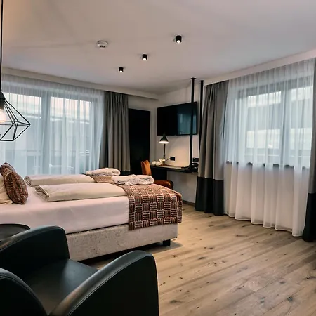 Hotel Hasenauer 4 Sterne Superior-2